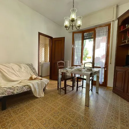 [loano] Bilocale A 150 Metri Dal Mare Con Giardino Loano