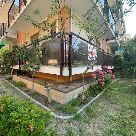 Apartment 2 Locali - 100 Metri Dal Mare - Free Parking Loano